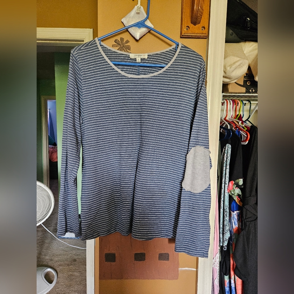 Long sleeve top